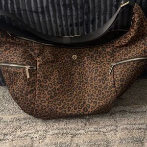 Lululemon Leopard slouchy sling bag